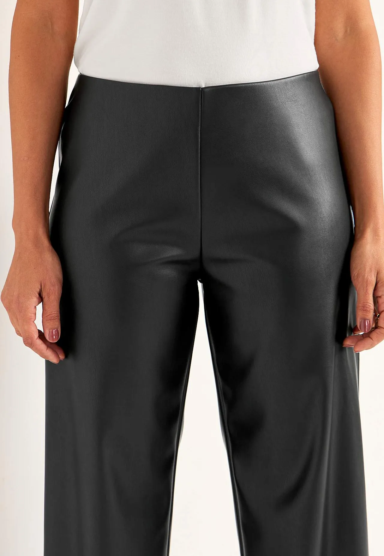 Caprileggings|Leggings I Imiteret Skind-Cellbes of Sweden Ankellange bukser i læderimitation Sort