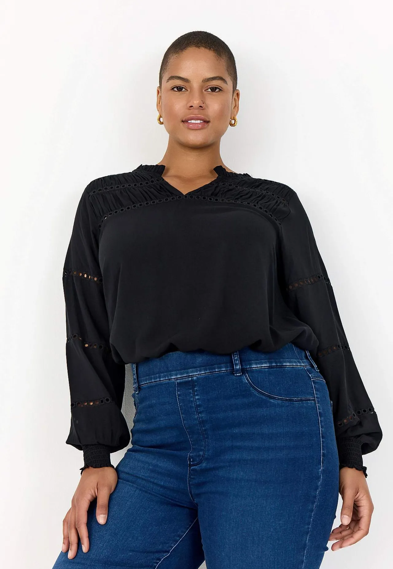 Bluser-Wasabiconcept Bluse med broderi Sort