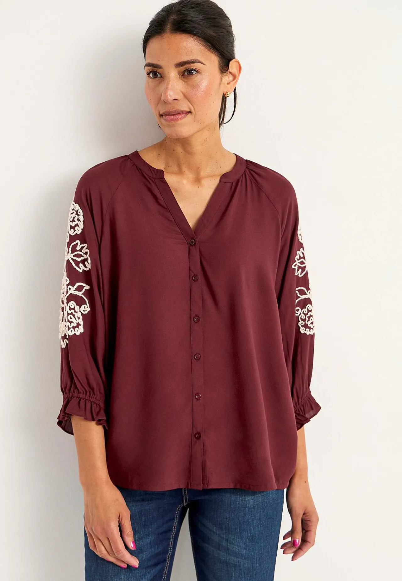 Bluser|Bluser Med Pufærmer- Bluse med broderi Vinrød/Lys beige