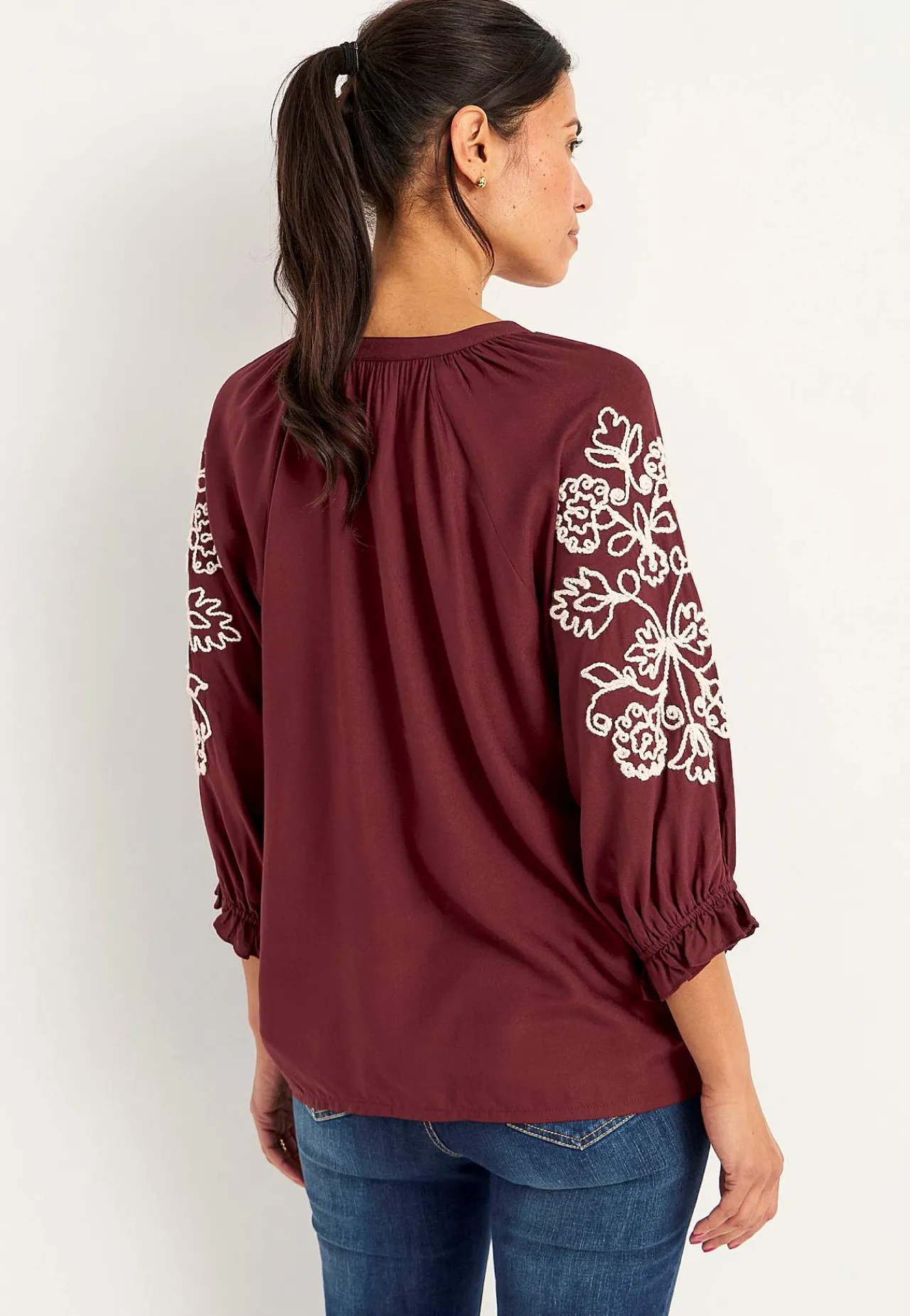 Bluser|Bluser Med Pufærmer- Bluse med broderi Vinrød/Lys beige