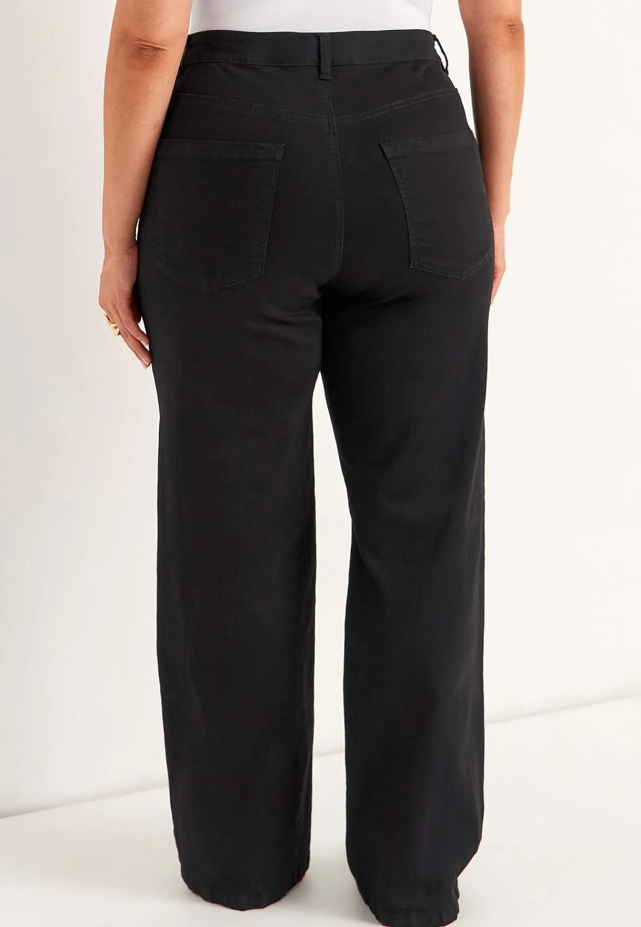 Høj Talje|Straight Fit- Brede, lange jeans med høj talje Renata | Cellbes