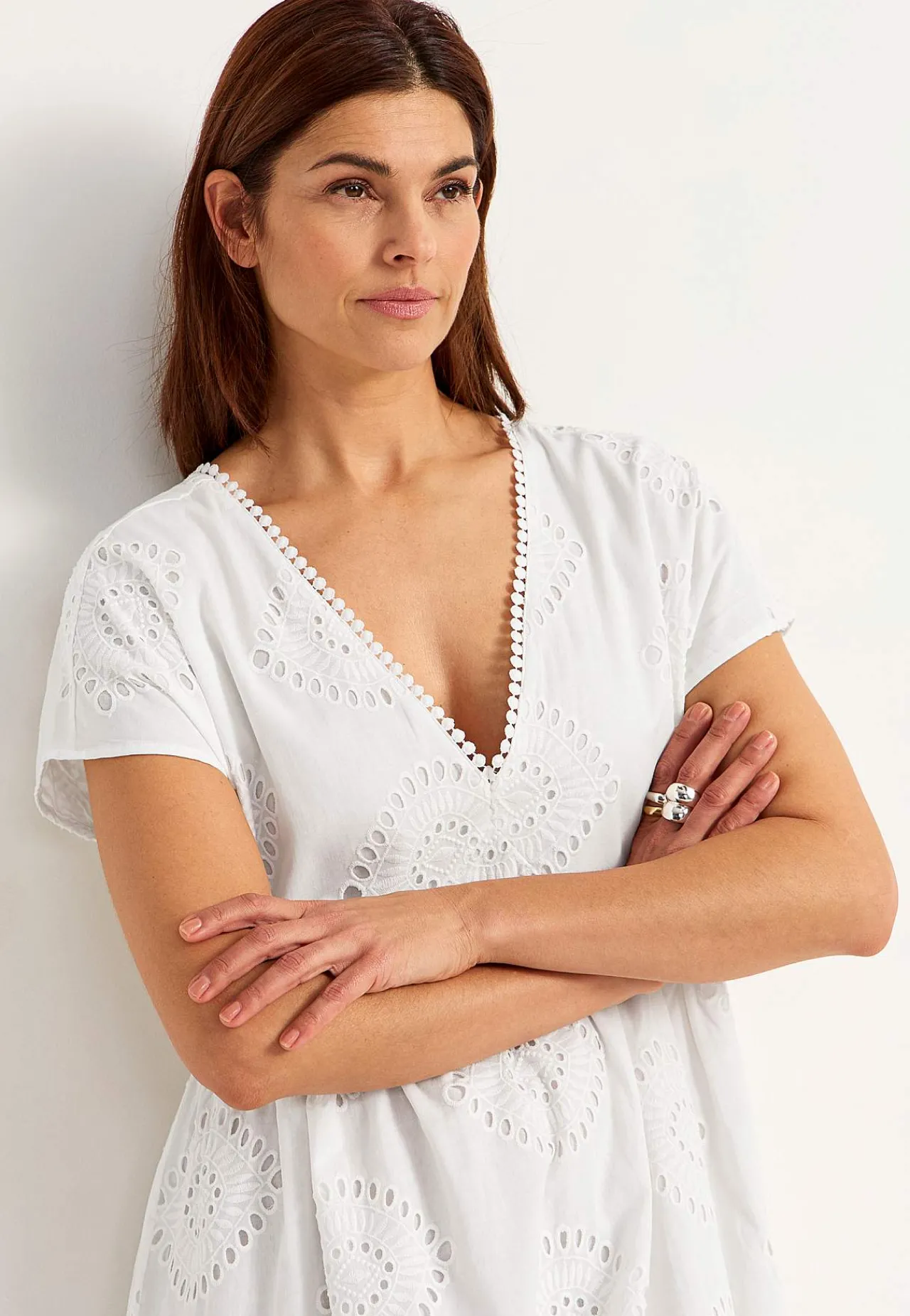 Blondekjole|Korte Kjoler- Broderie anglaise (hulbroderet) tunikakjole Offwhite