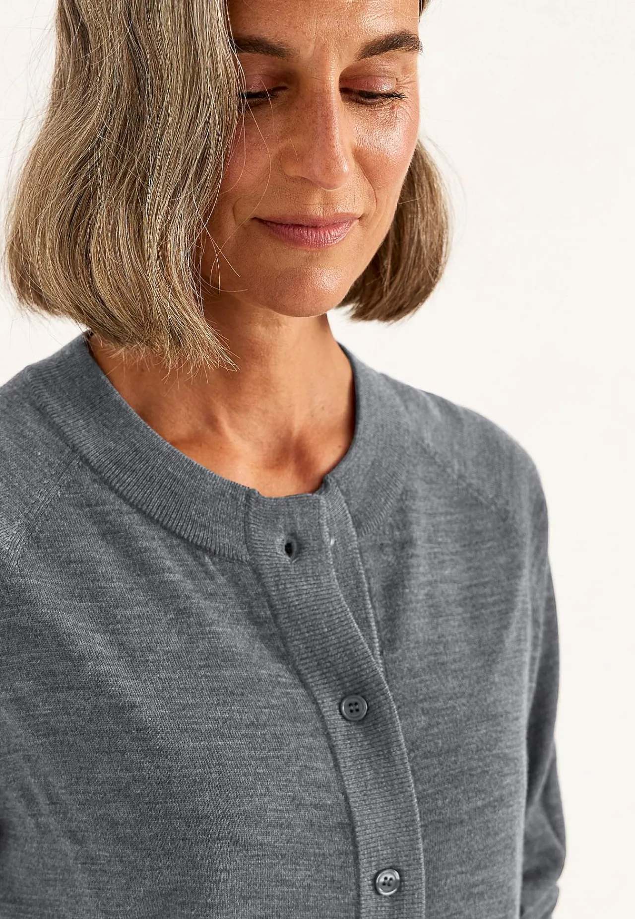Cardiganer|Premium- Cardigan Premium i merinould Mørk gråmeleret