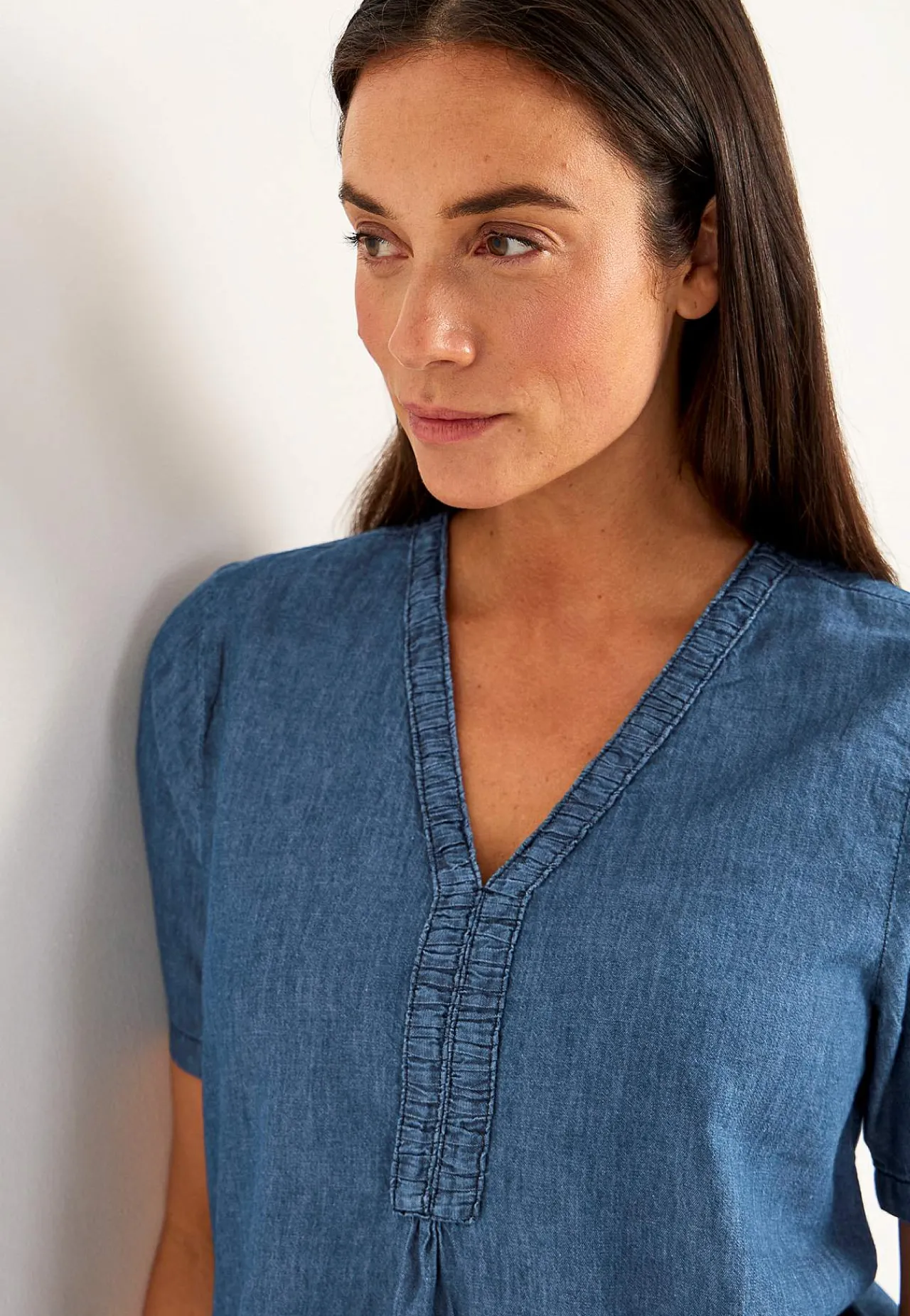 Denim|Denim-Toppe-Cellbes of Sweden Denimtunika med dekorativ v-hals Mellemblå Denim