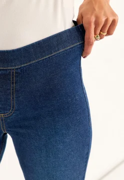 Høj Talje|Flere Længder-Cellbes of Sweden Elastisk jegging med bootcut Mørkeblå Denim