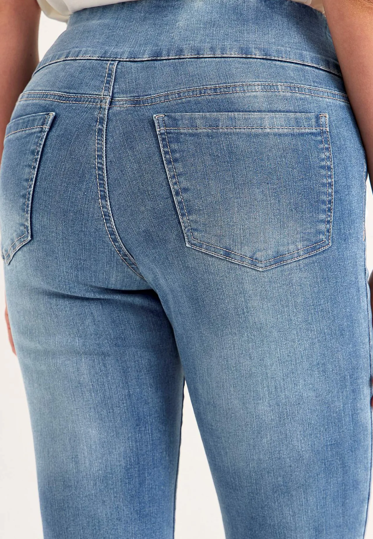 Høj Talje|Flere Længder-Cellbes of Sweden Elastisk jegging med høj elastisk talje Elin Lyseblå denim
