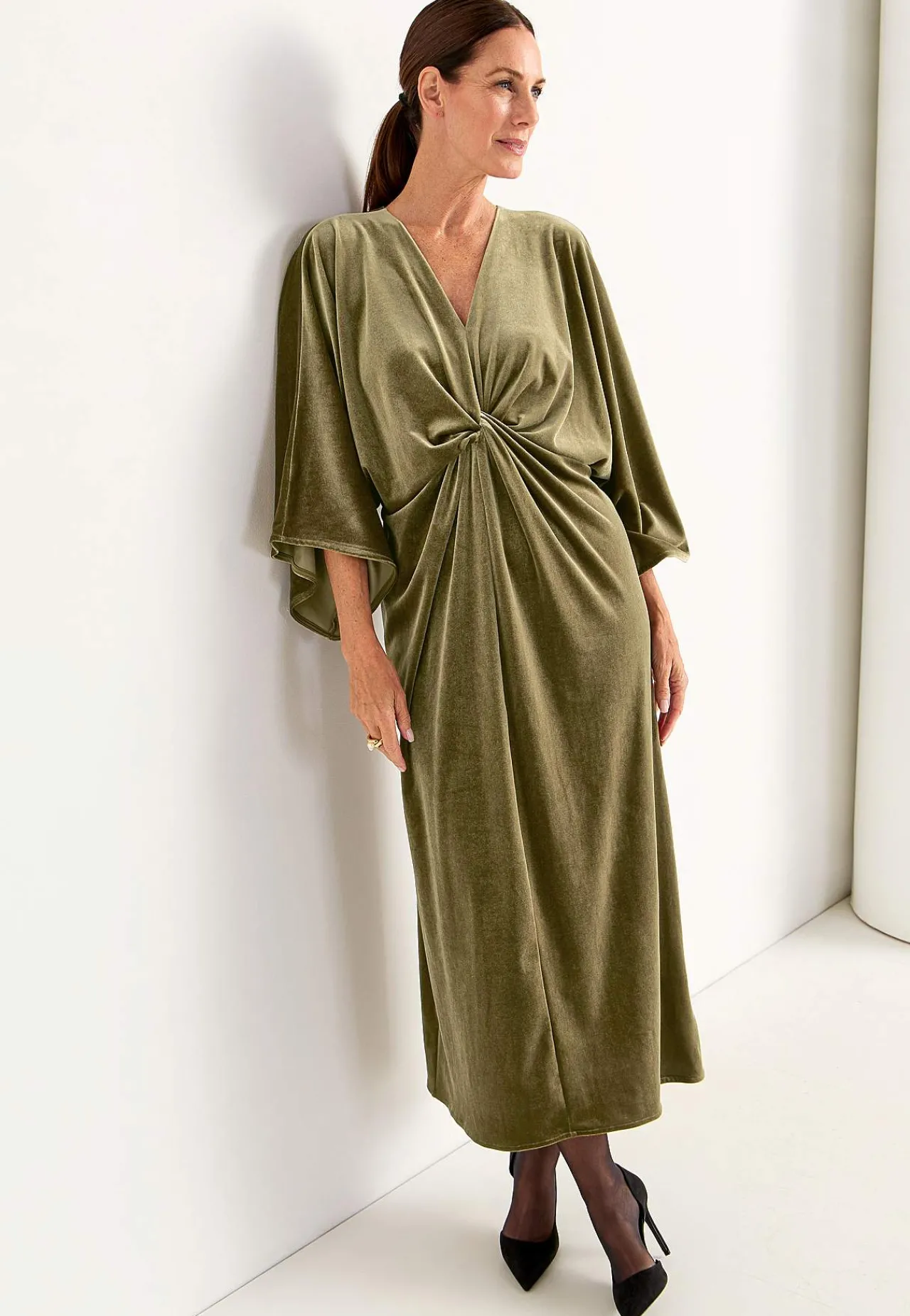 Festkjoler|Festkjoler-Johanna Toftby x Cellbes Elegant kaftankjole i velour | Cellbes