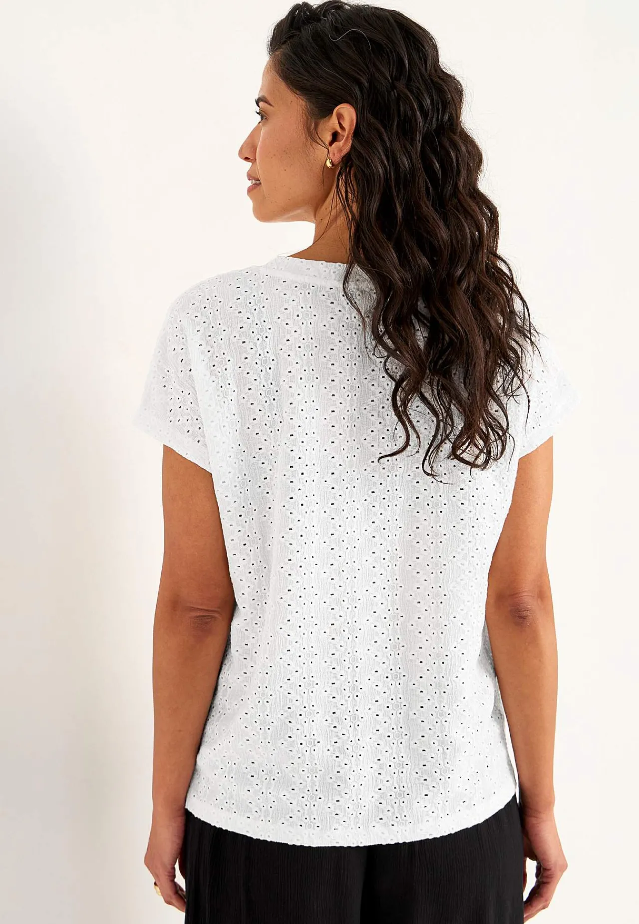 Toppe|T-Shirts- Jerseytop med hulbroderi Hvid