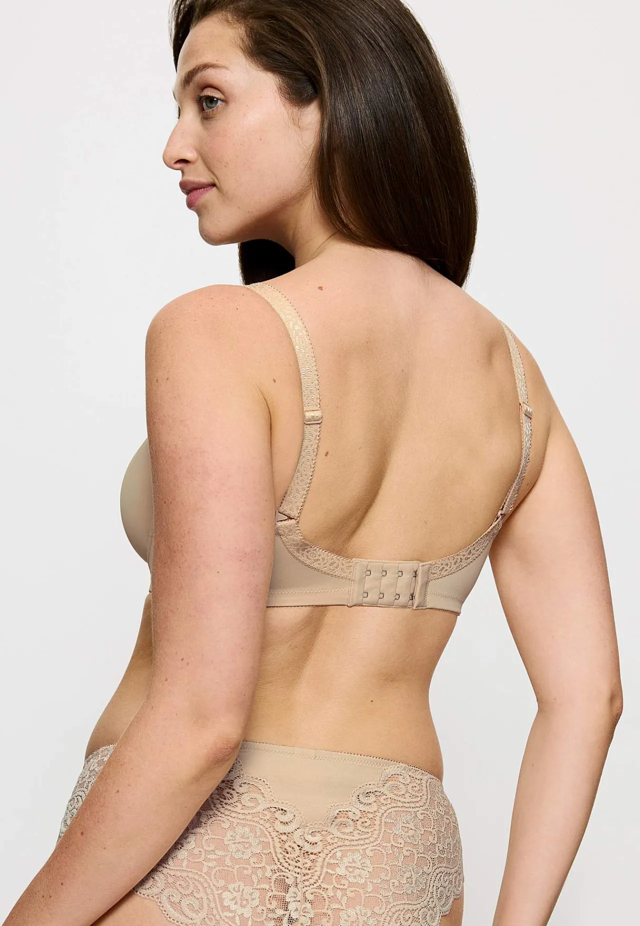 Undertøj|Bh-Triumph Minimizer-BH med bøjle Amourette Beige