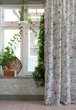 Gardinlængder|Multibåndslængder-Fondaco Multibåndslængder med et blomstermønster 2-pack Sand/Blomstret