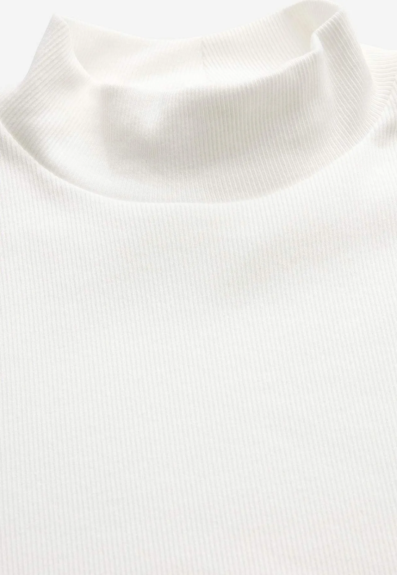 Poloskjorter|Toppe- Ribbet top med turtleneck Hvid
