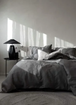 Sengesæt-Borganäs Sengesæt i hør 220x205 Grå