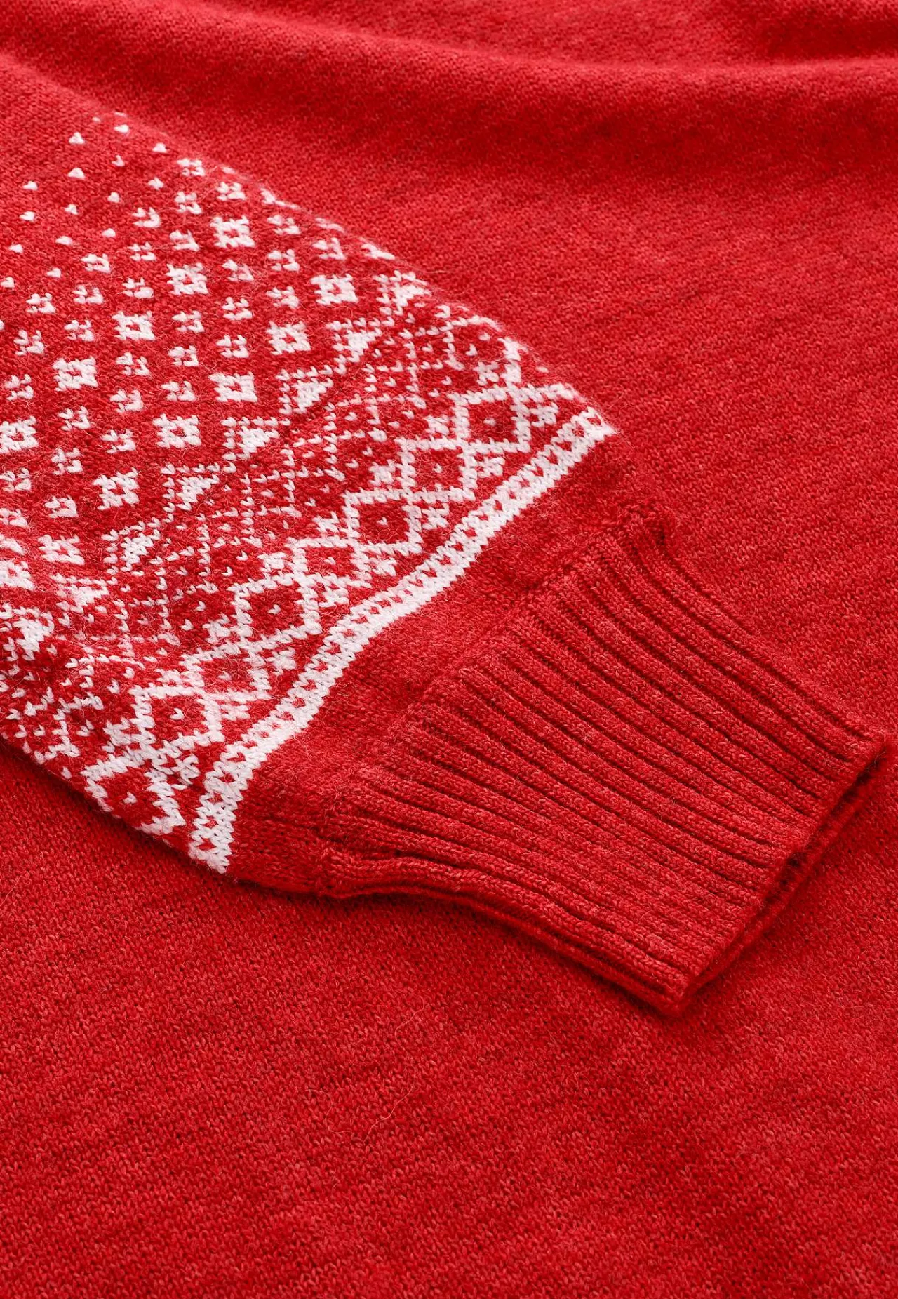 Strikkjoler|Kjoler-Cellbes of Sweden Strikket kjole med jacquardmønstrede ærmer Rød / Mønstret