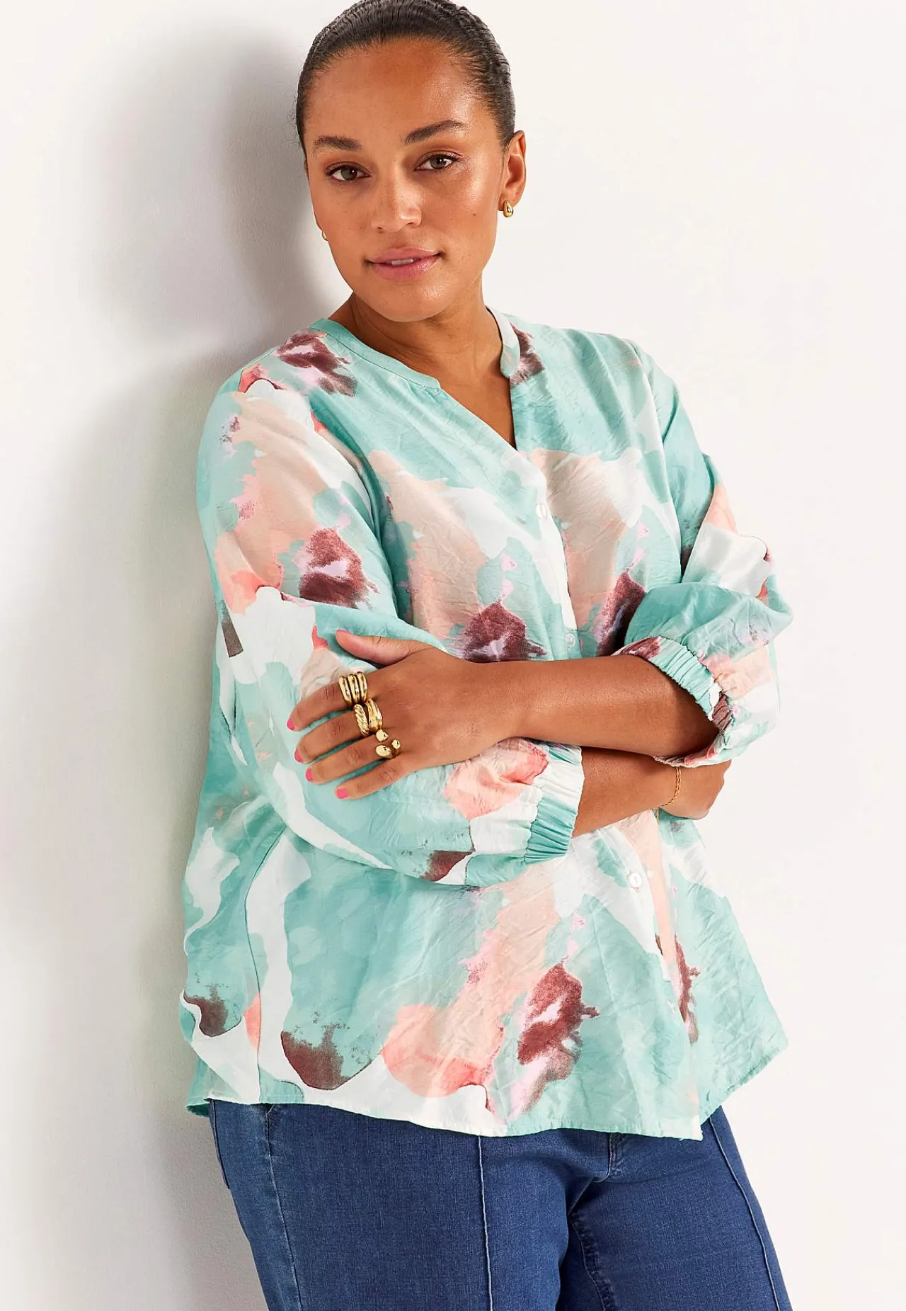 Mønstrede|Bluser- Vævet, mønstret bluse med knapper | Cellbes